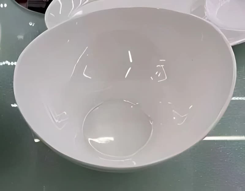Melamine Serving Bowls & Dishes